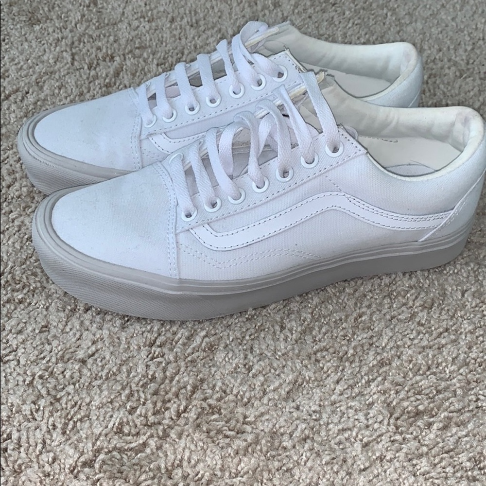 Vans - Picture 2 of 4